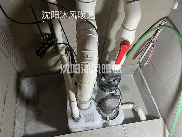 中粮龙悦祥云格兰富污水提升泵站安装完毕